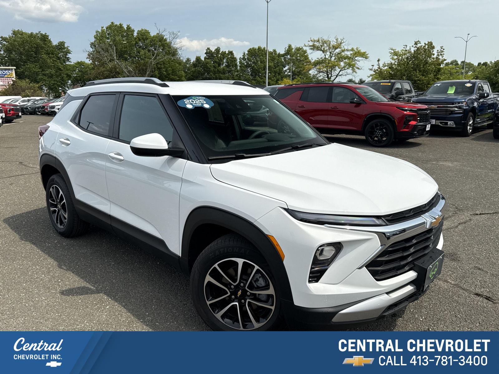 Summit White 2025 Chevrolet Trailblazer SUV / Crossover Four-Wheel Drive Automatic