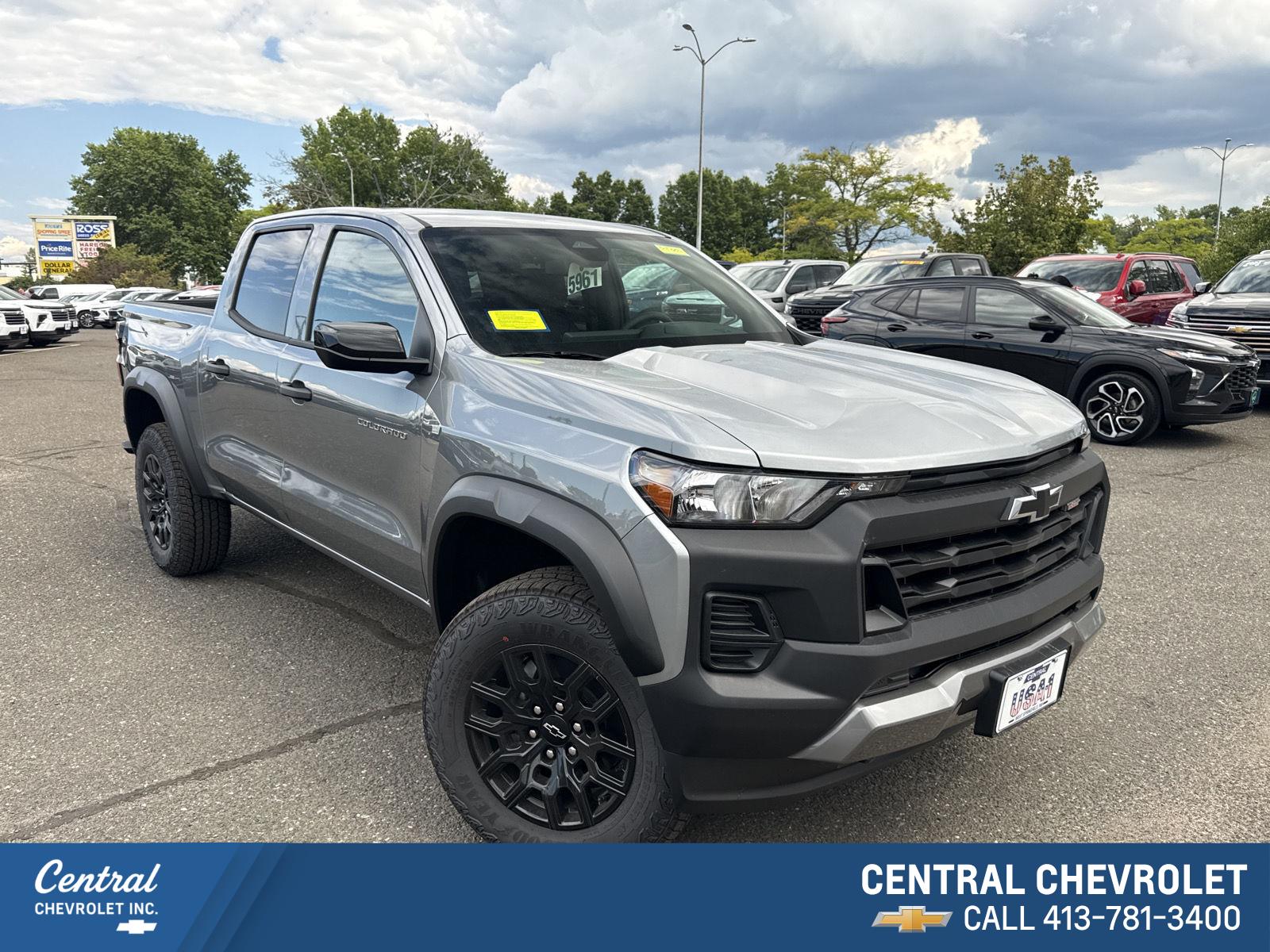 Sterling Gray Metallic 2026 Chevrolet Colorado Pickup Truck Four-Wheel Drive 8-Speed Automatic