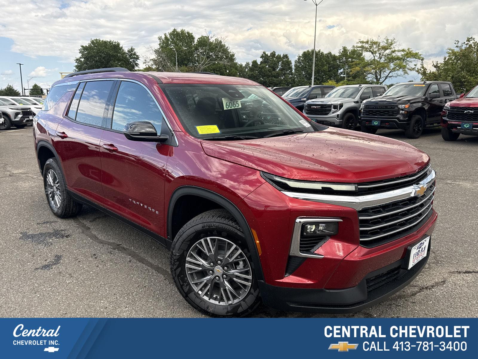 Radiant Red Tintcoat 2026 Chevrolet Traverse SUV / Crossover Four-Wheel Drive 8-Speed Automatic