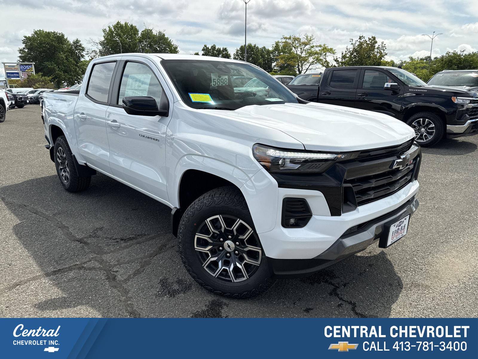 Summit White 2026 Chevrolet Colorado Pickup Truck Four-Wheel Drive Automatic