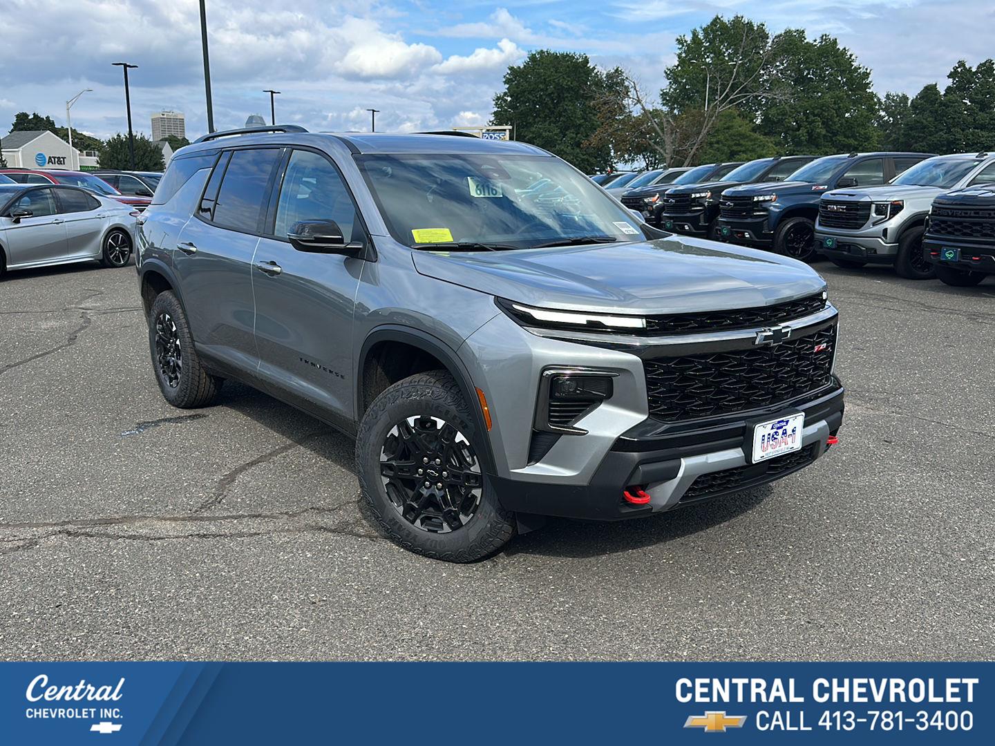 Sterling Gray Metallic 2027 Chevrolet Traverse SUV / Crossover Four-Wheel Drive 8-Speed Automatic