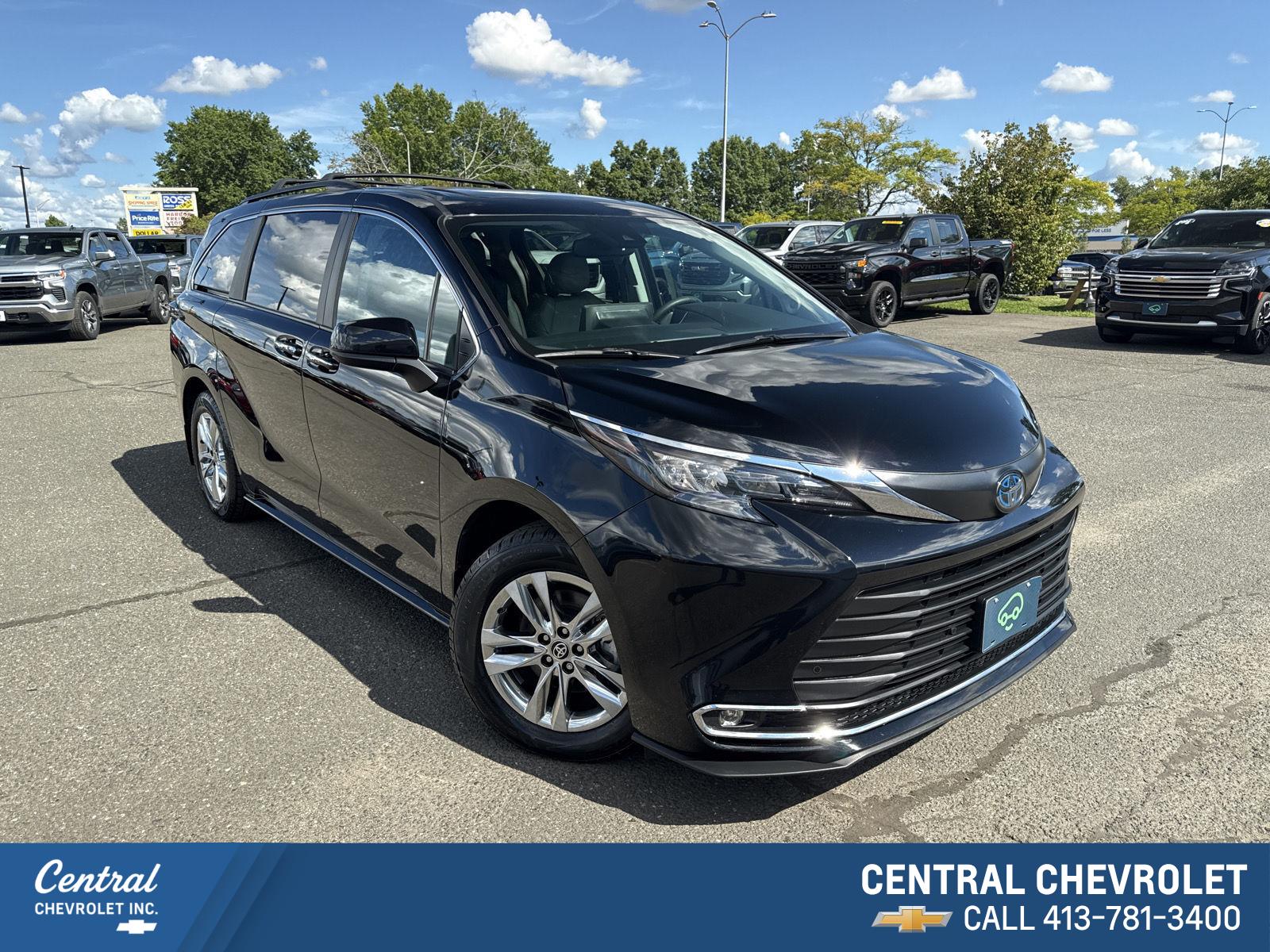 Midnight Black Metallic 2024 Toyota Sienna Minivan All-Wheel Drive Continuously Variable Transmission