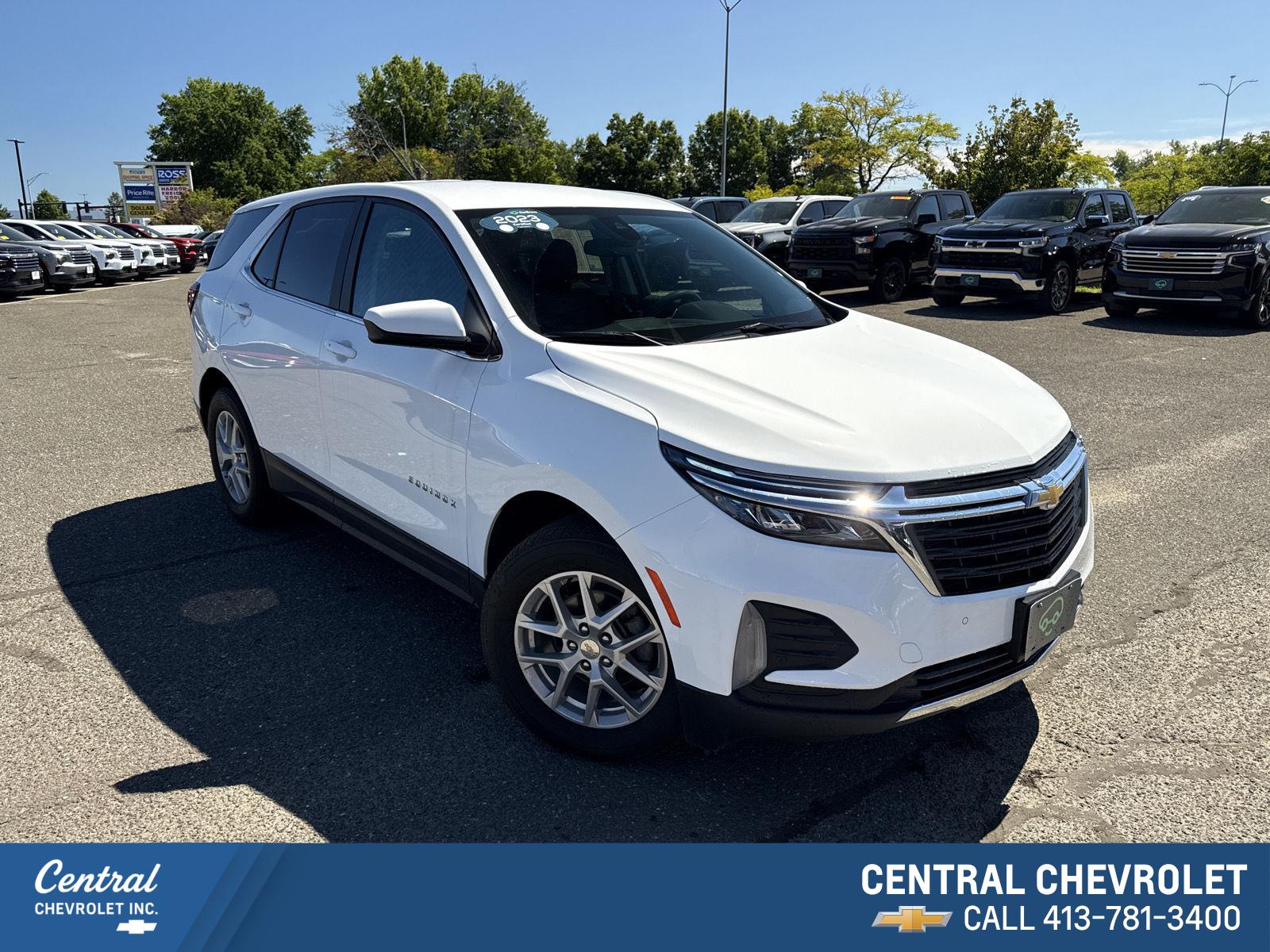 Summit White 2023 Chevrolet Equinox SUV / Crossover Four-Wheel Drive Automatic