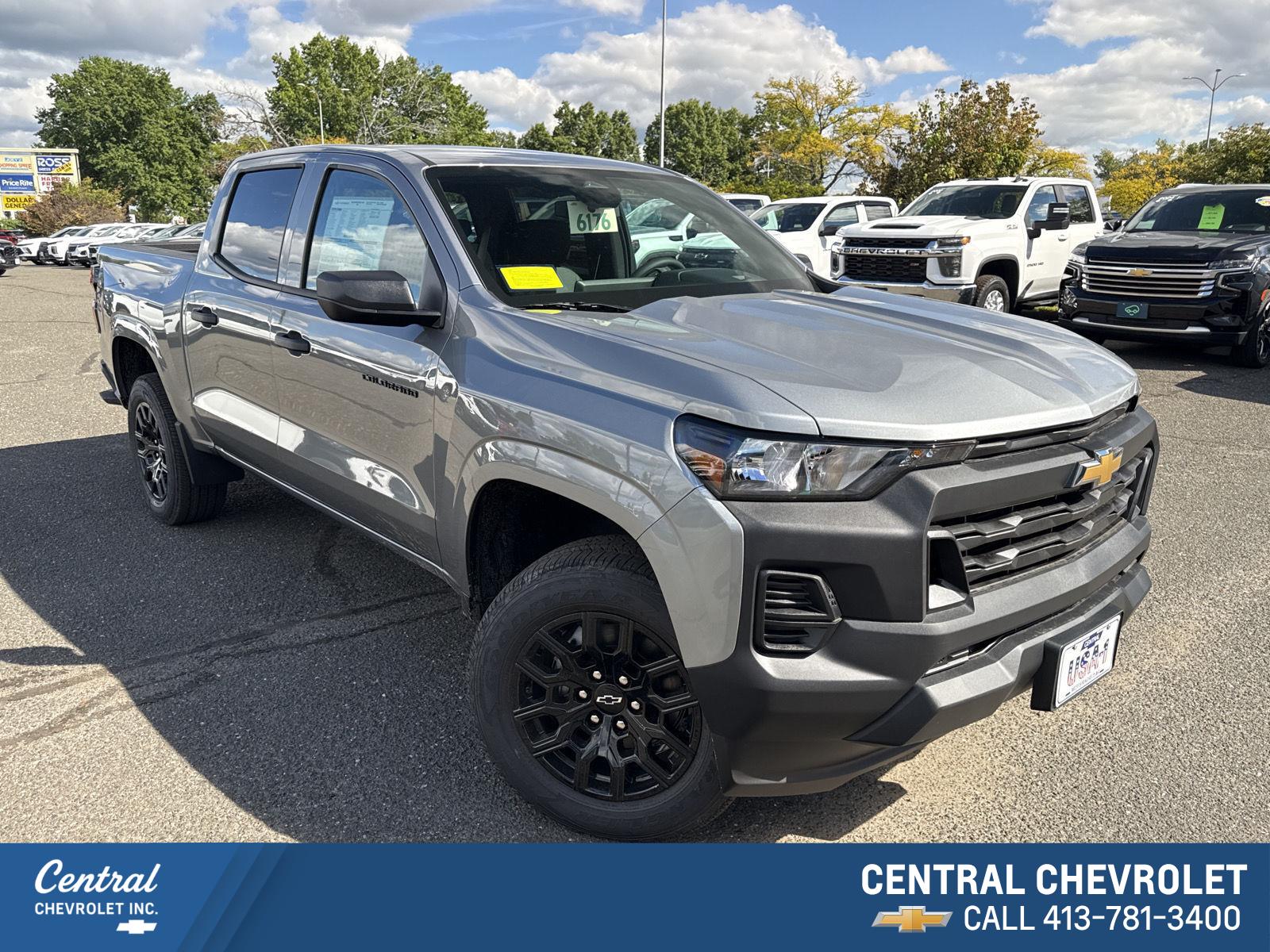Sterling Gray Metallic 2026 Chevrolet Colorado Pickup Truck Four-Wheel Drive 8-Speed Automatic
