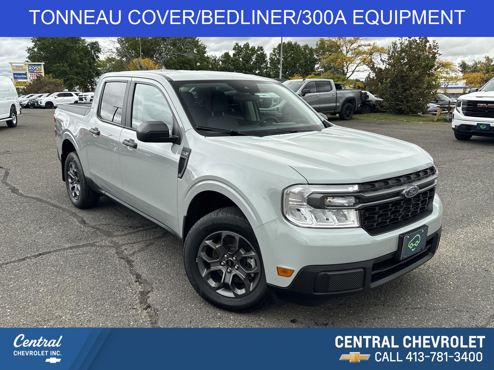  2023 Ford Maverick XLT SuperCrew AWD   