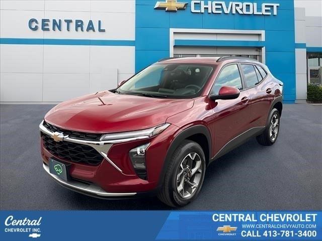 Red (Crimson Metallic) 2025 Chevrolet Trax SUV / Crossover Front-Wheel Drive 6-Speed Automatic