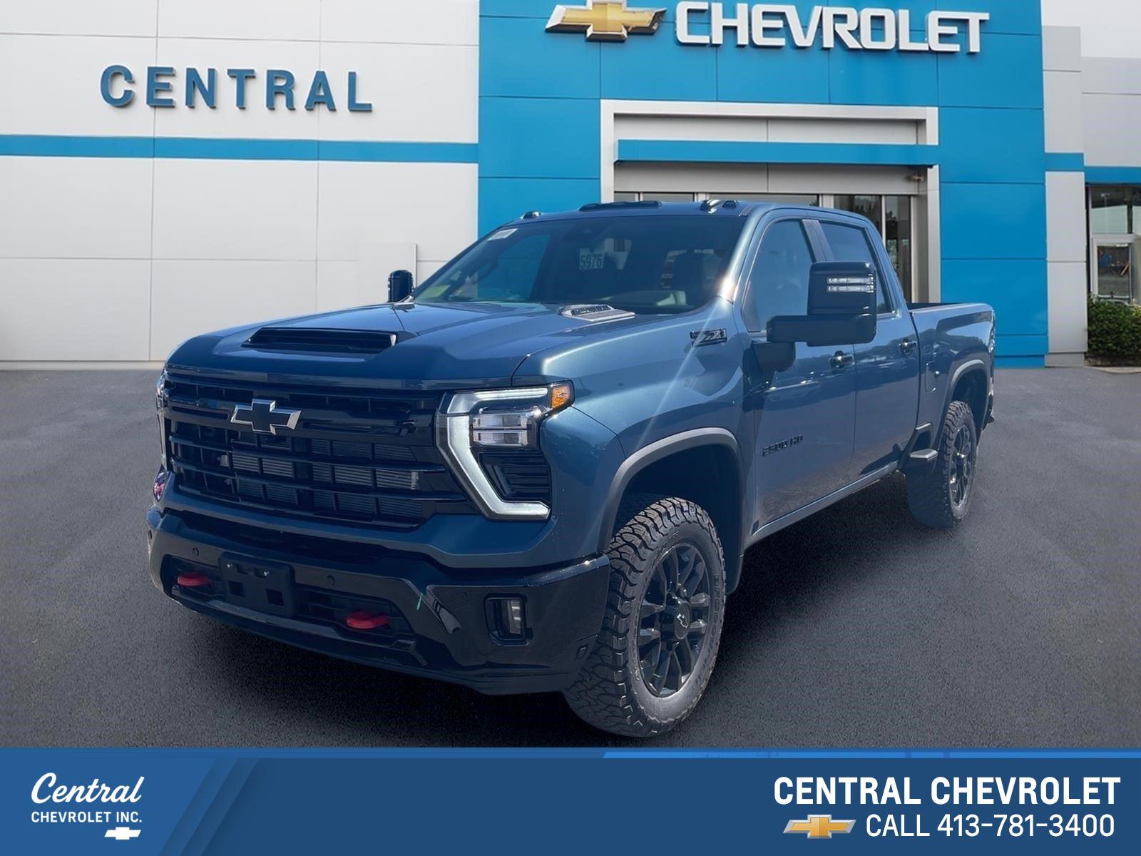 Lakeshore Blue Metallic 2026 Chevrolet Silverado 2500HD Pickup Truck Four-Wheel Drive Automatic
