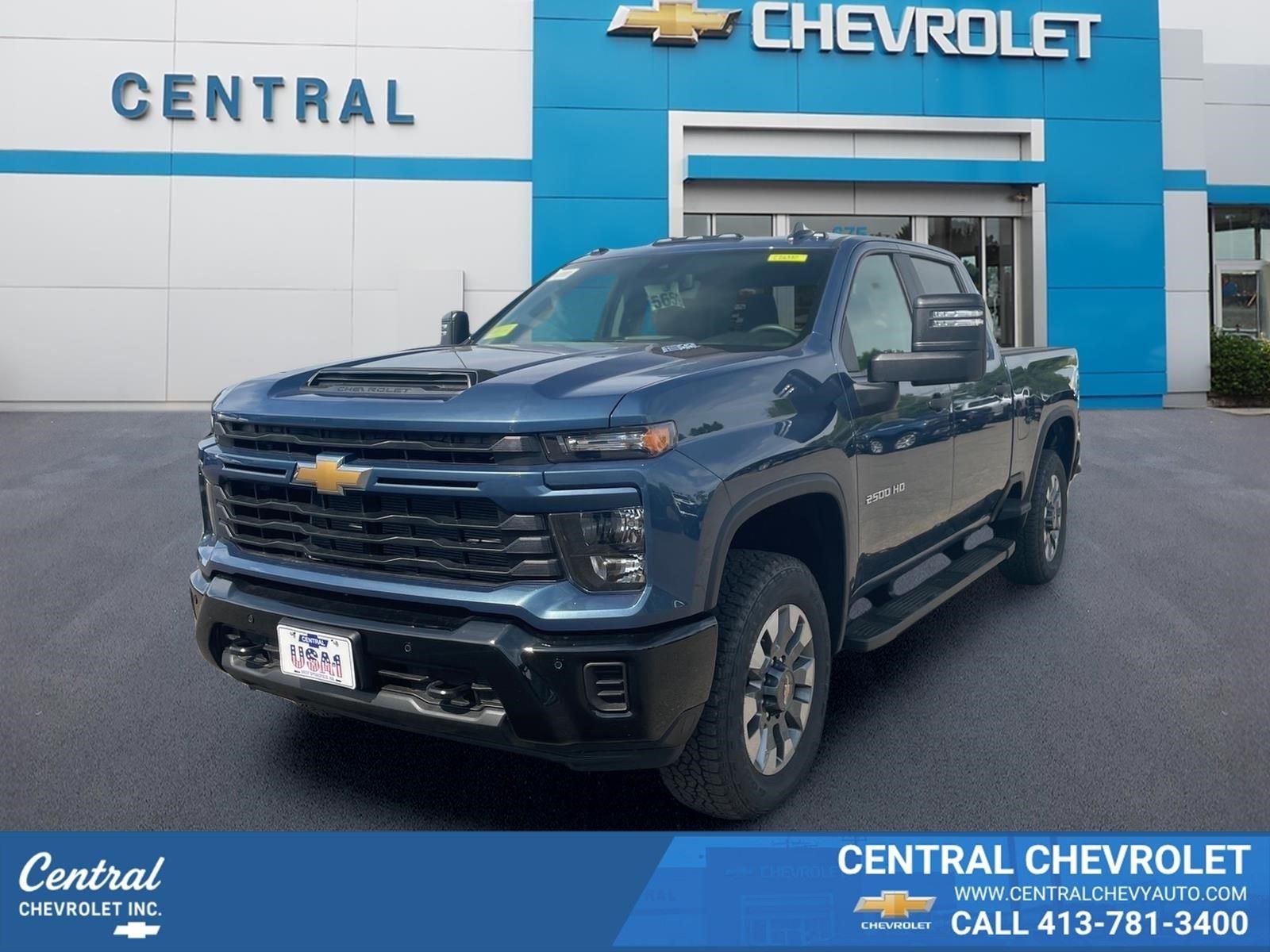 Lakeshore Blue Metallic 2026 Chevrolet Silverado 2500HD Pickup Truck Four-Wheel Drive Automatic