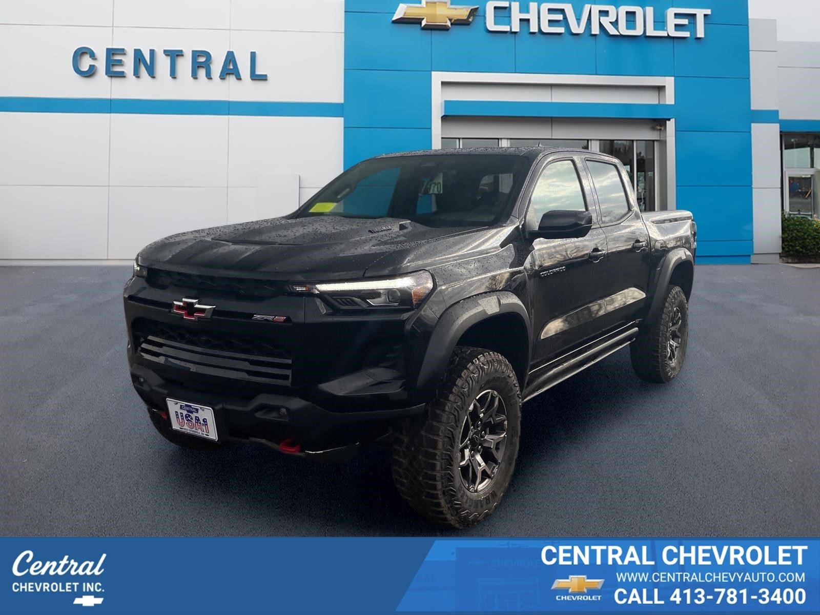 Black 2026 Chevrolet Colorado Pickup Truck Four-Wheel Drive Automatic