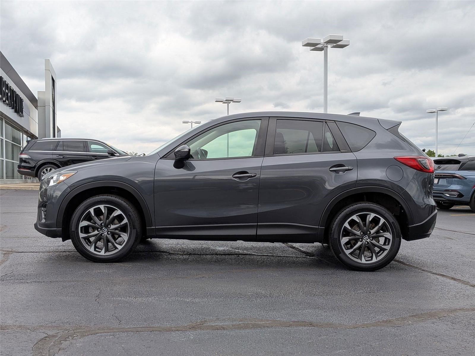 View vehicle photo 7