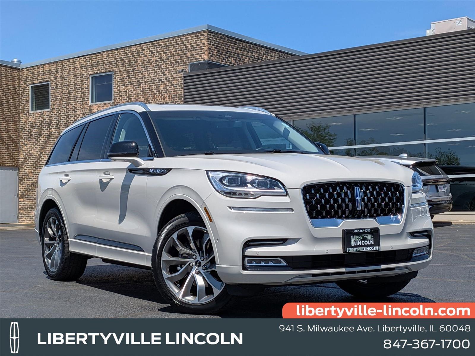 Ceramic Pearl Metallic Tri-Coat 2022 Lincoln Aviator Grand Touring AWD SUV / Crossover All-Wheel Drive Automatic