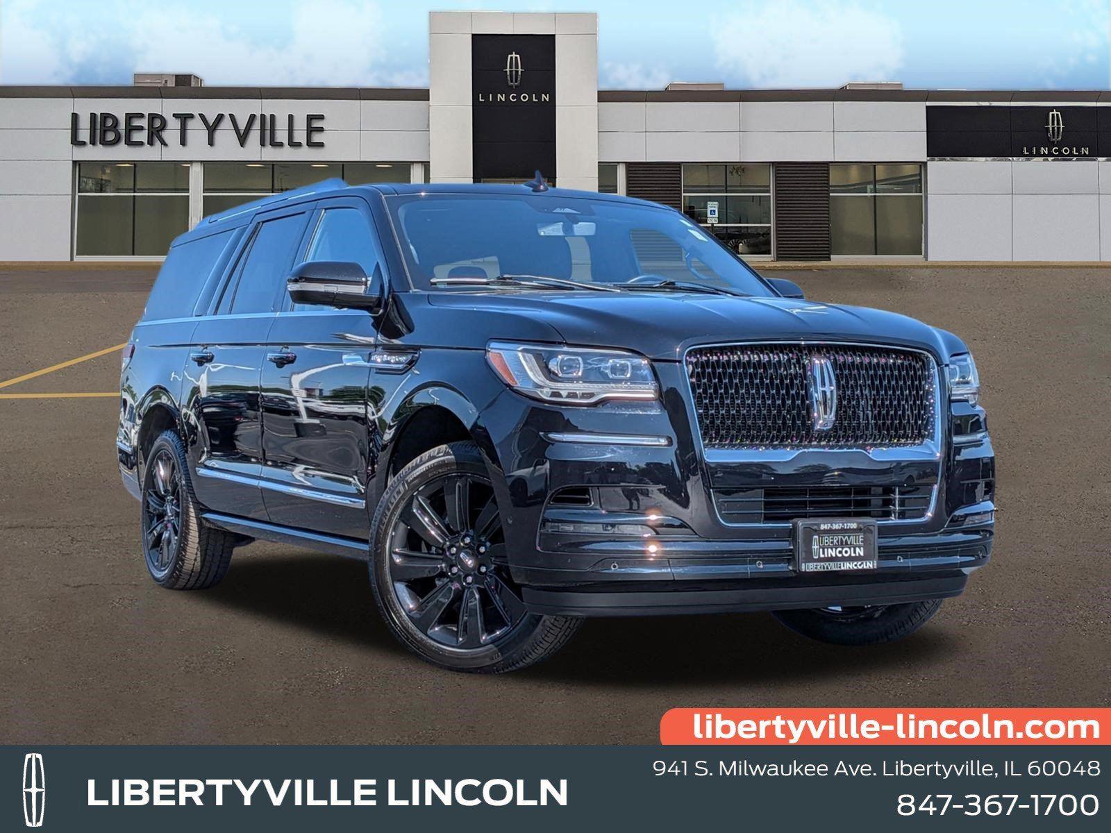 Infinite Black Metallic Clearcoat 2023 Lincoln Navigator SUV / Crossover Four-Wheel Drive Automatic