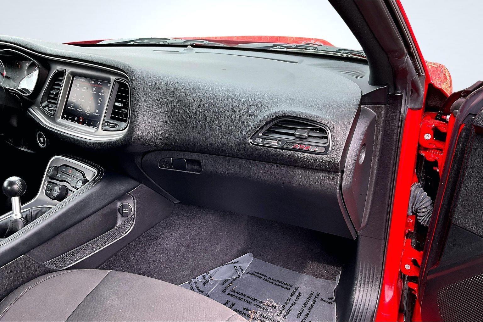 2022 Dodge Challenger R/T - Photo 17