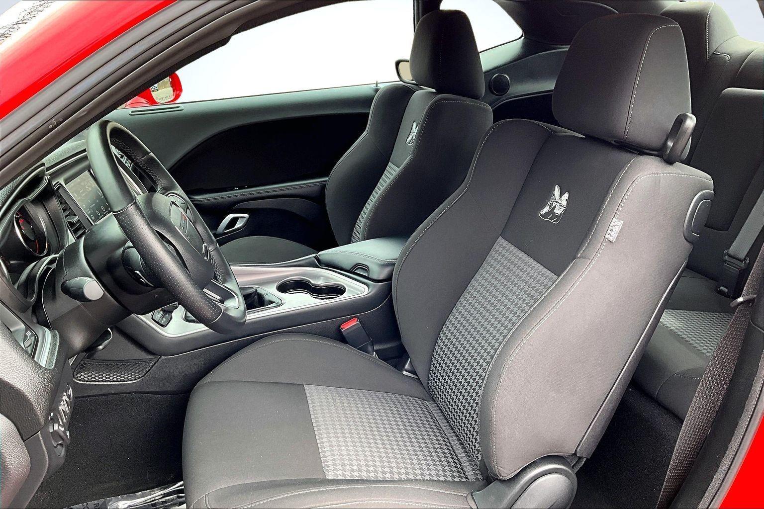 2022 Dodge Challenger R/T - Photo 25