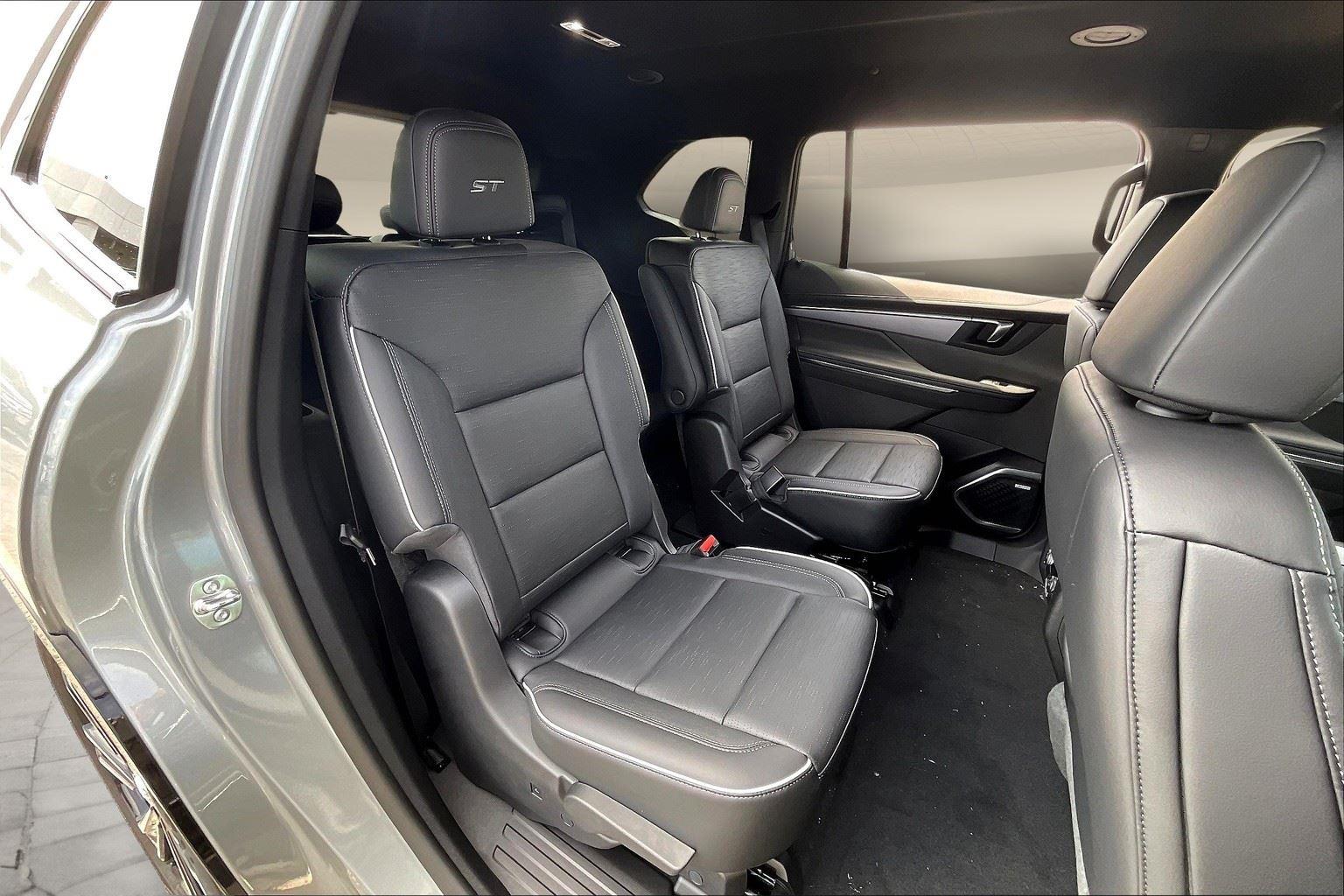 2026 Buick Enclave Sport Touring - Photo 9