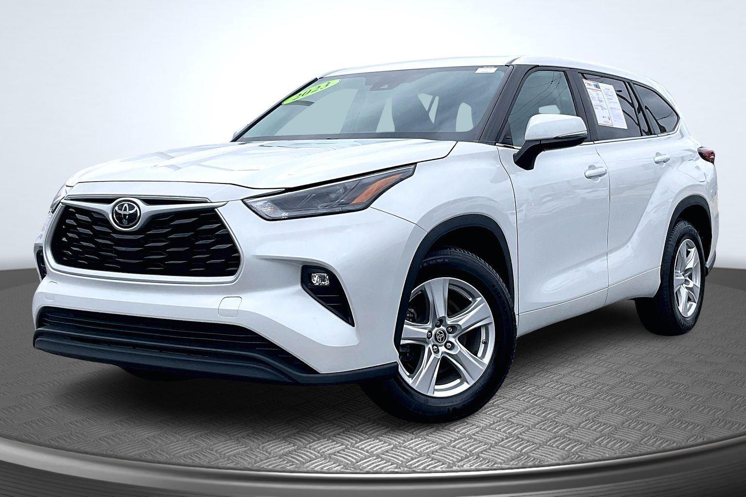 2023 Toyota Highlander LE
