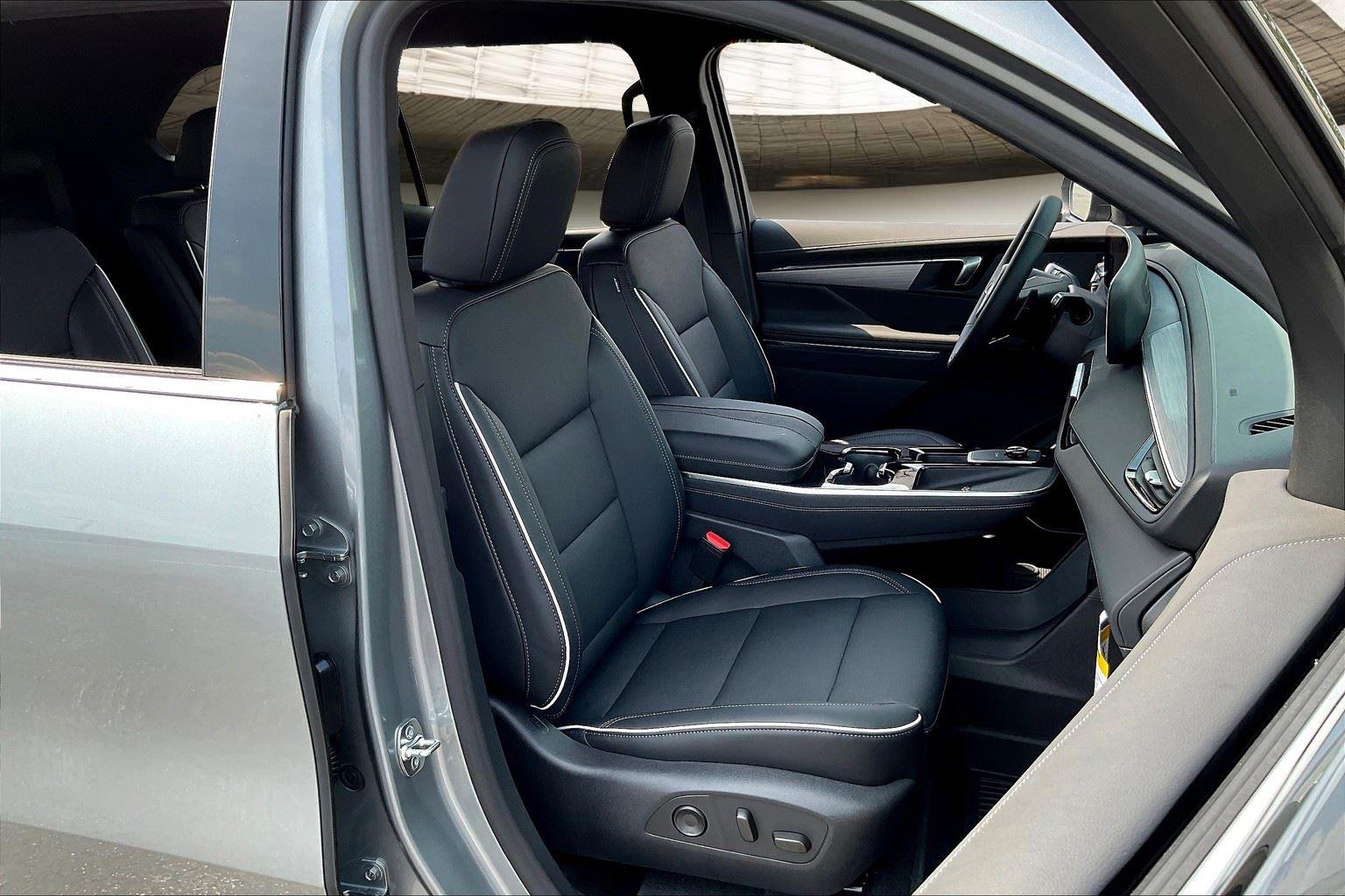 2026 Buick Enclave Preferred - Photo 10