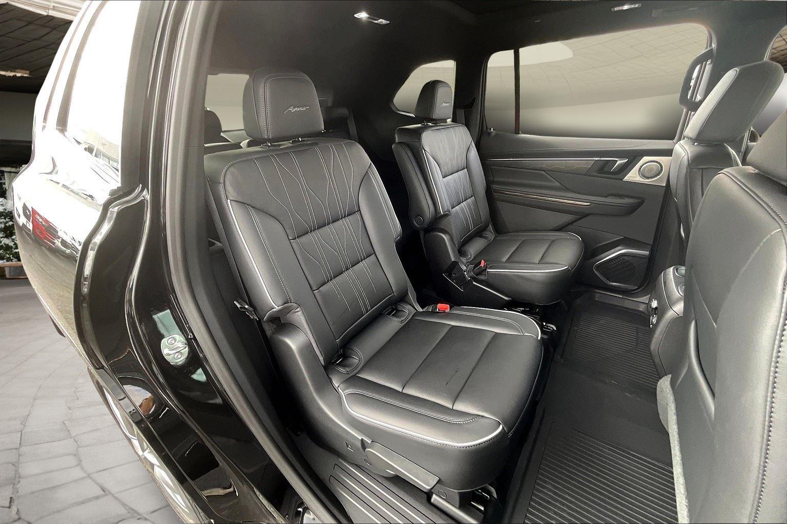2026 Buick Enclave Avenir - Photo 9