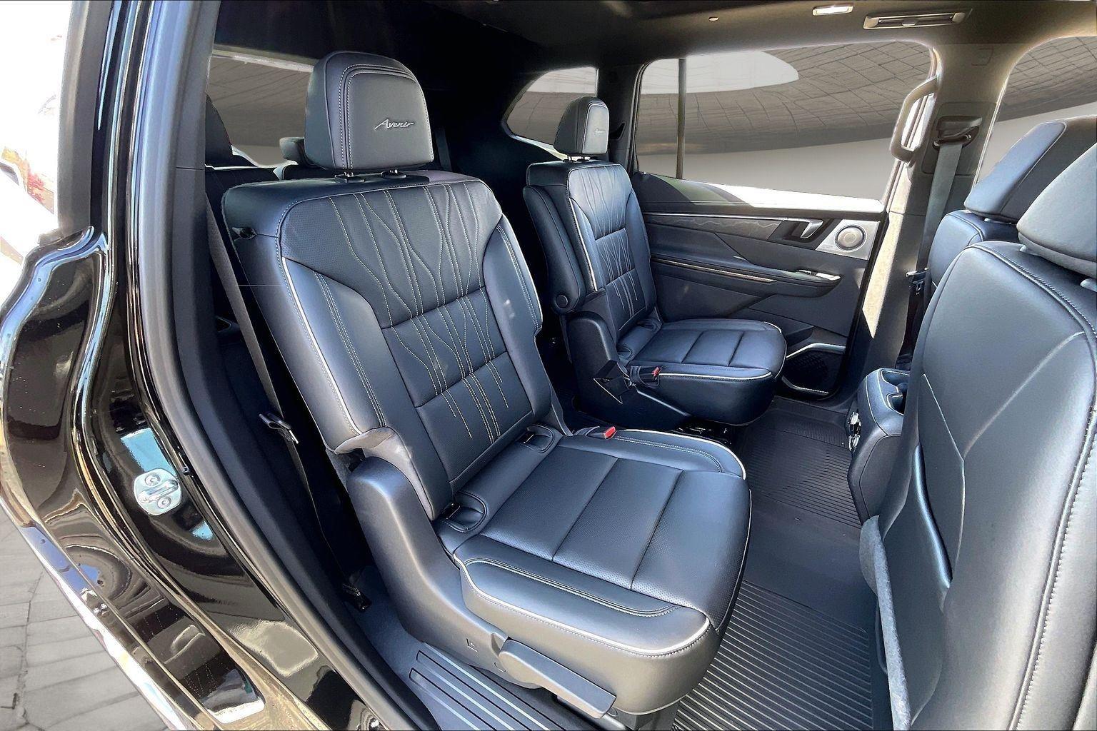 2026 Buick Enclave Avenir - Photo 11