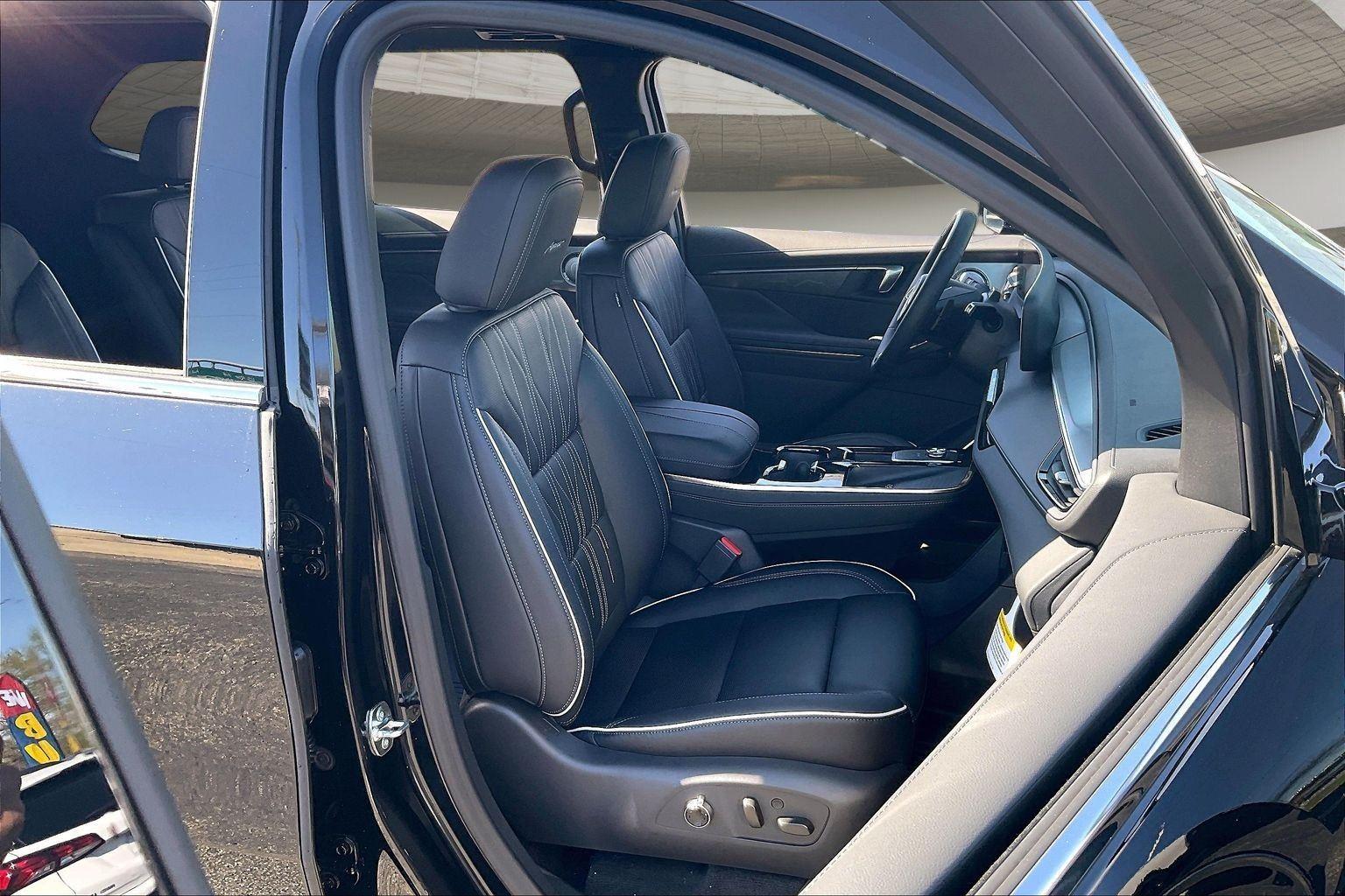 2026 Buick Enclave Avenir - Photo 12
