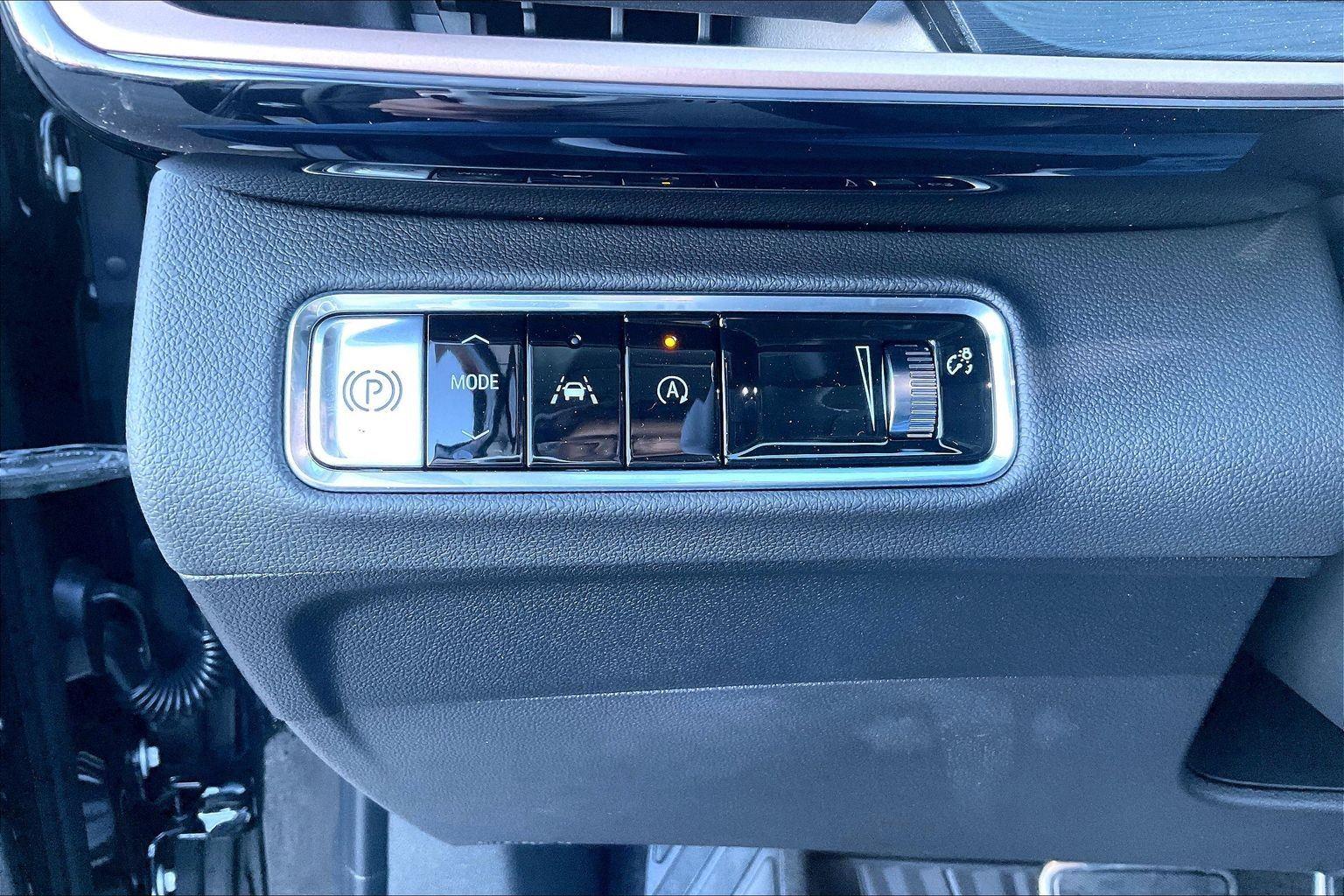 2026 Buick Envision Sport Touring - Photo 18