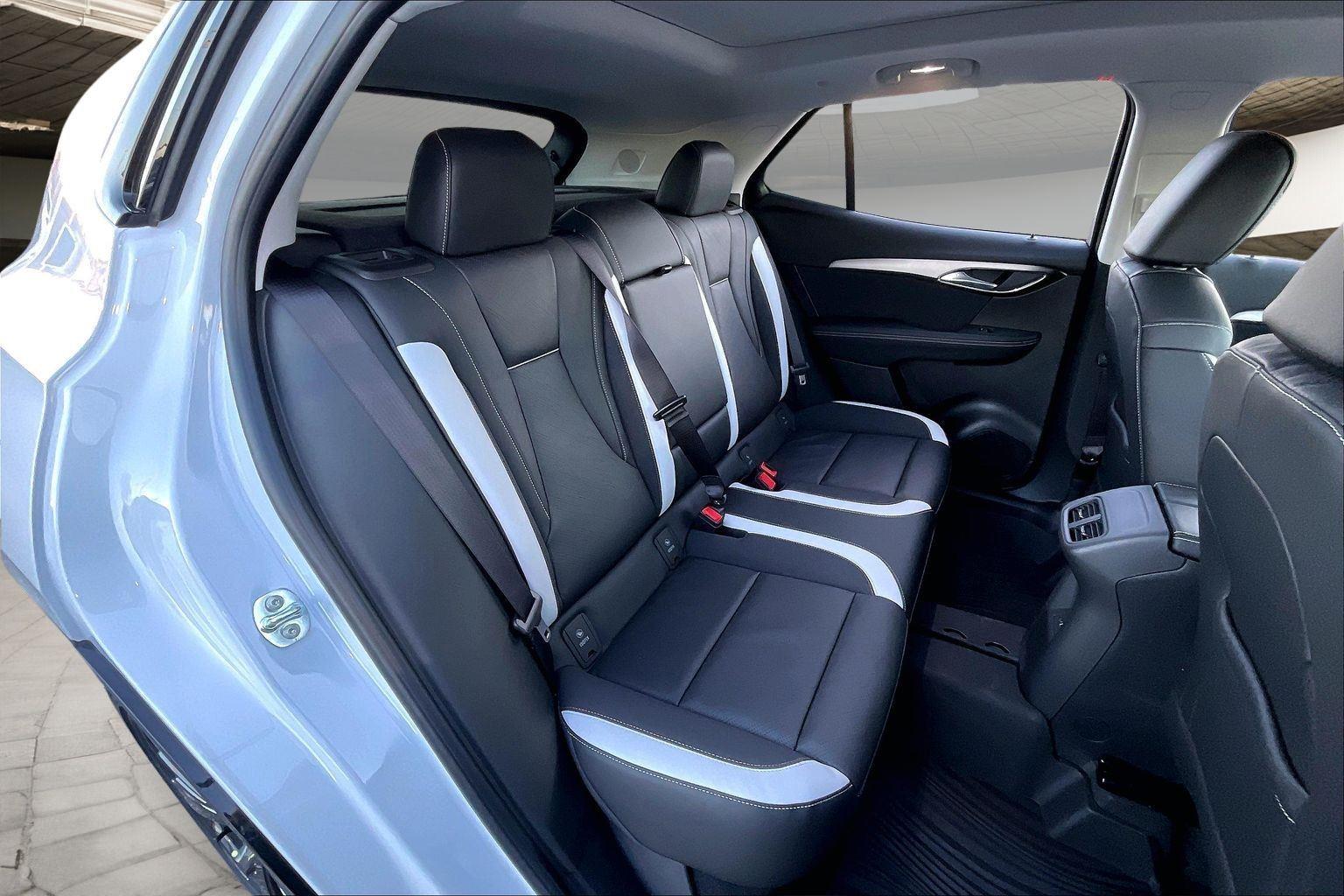2026 Buick Envision Sport Touring - Photo 11