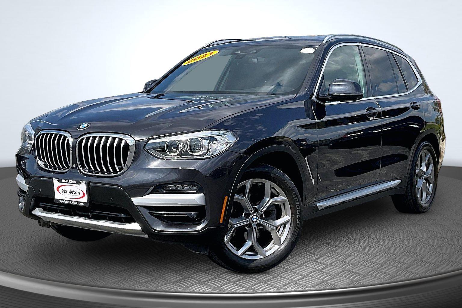 2021 BMW X3 xDrive30i's photo
