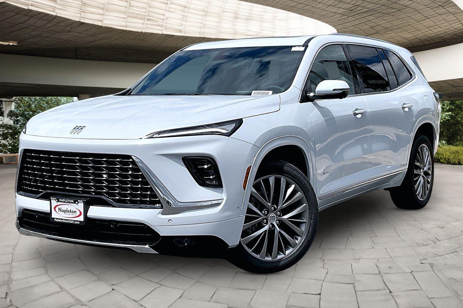 2026 Buick Enclave Avenir AWD's photo