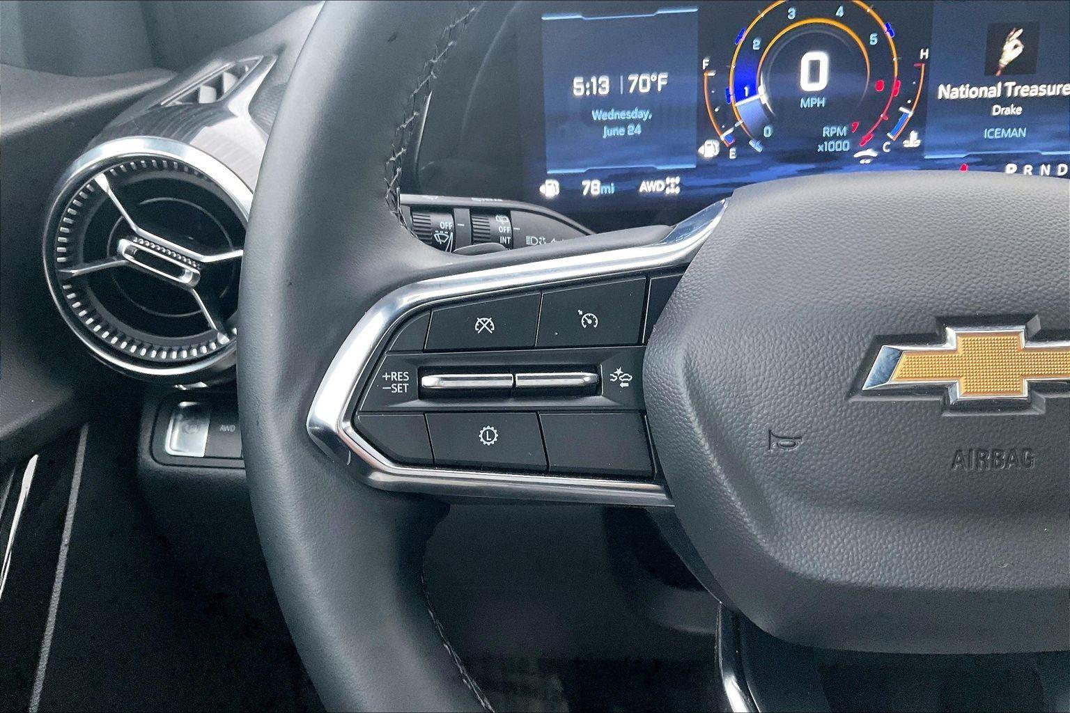2025 Chevrolet Equinox LT - Photo 18