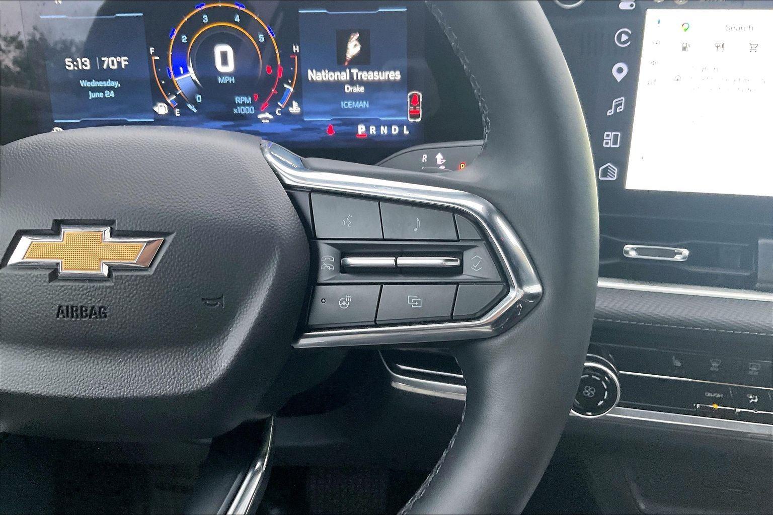 2025 Chevrolet Equinox LT - Photo 19
