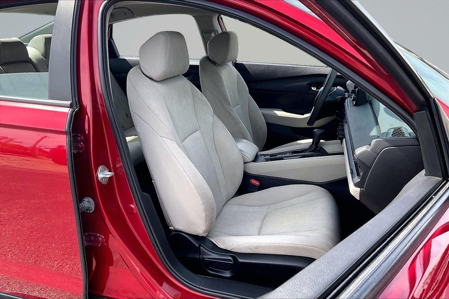 2023 Honda Accord LX - Photo 8