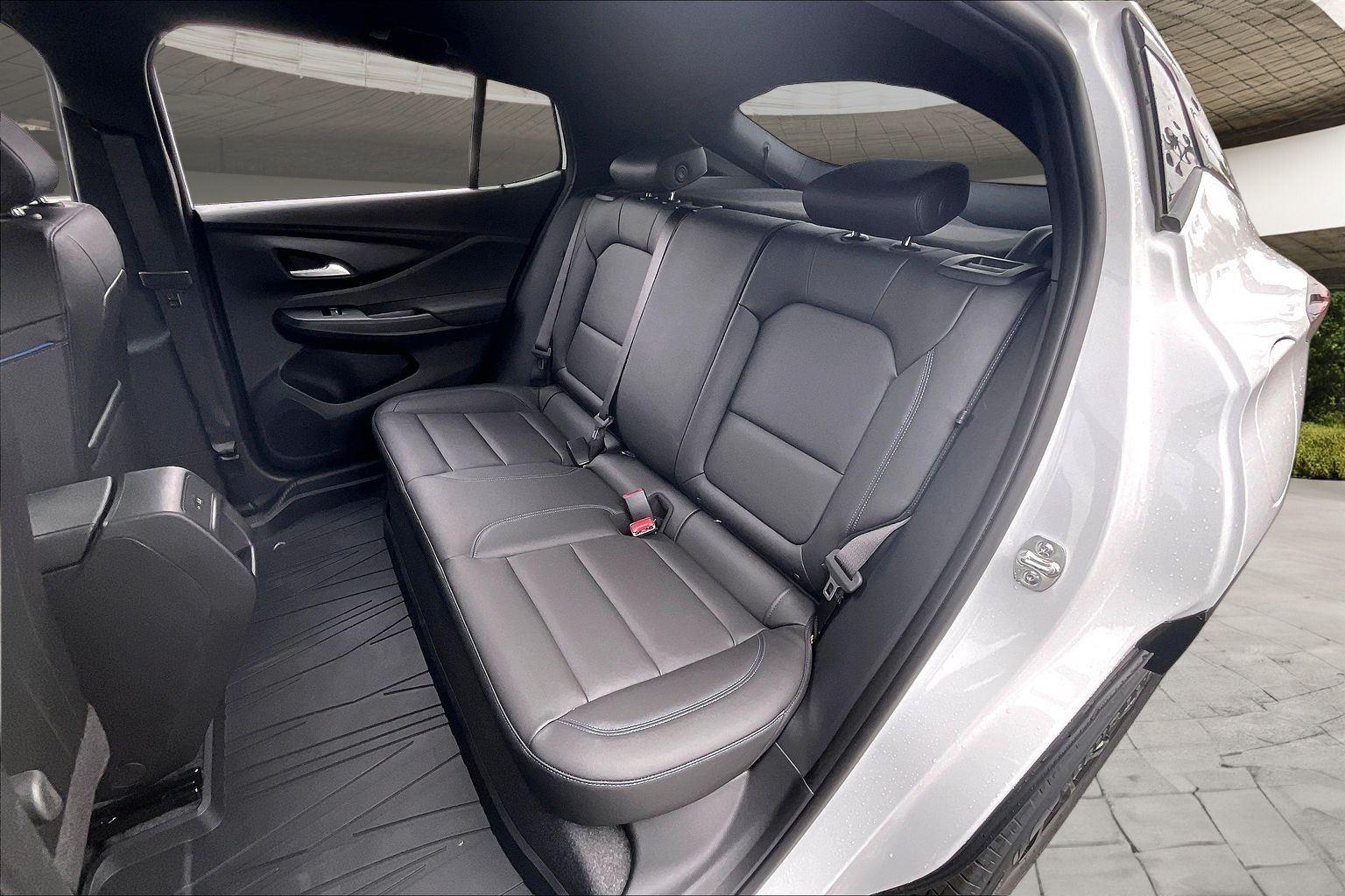 2026 Buick Envista Sport Touring - Photo 32