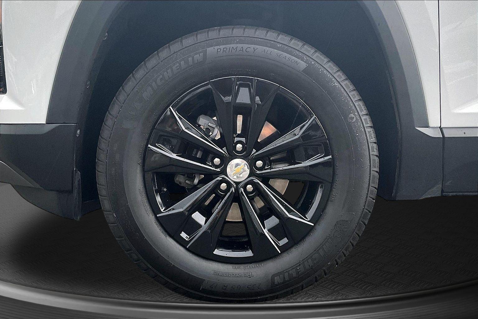 2025 Chevrolet Equinox LT - Photo 10