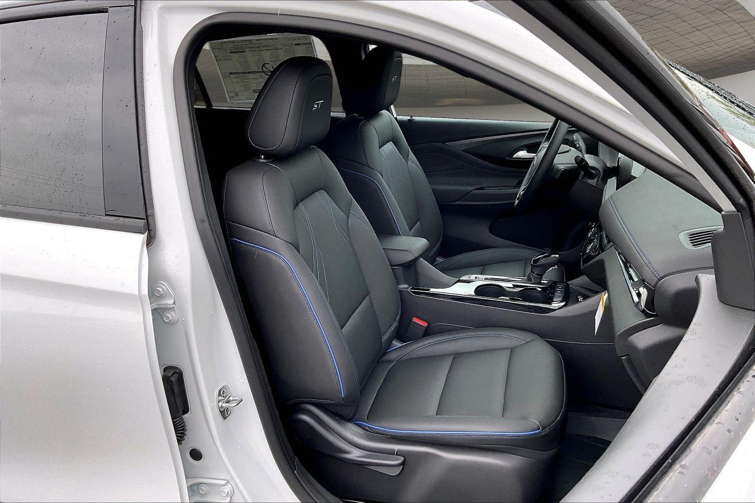 2026 Buick Envista Sport Touring - Photo 12