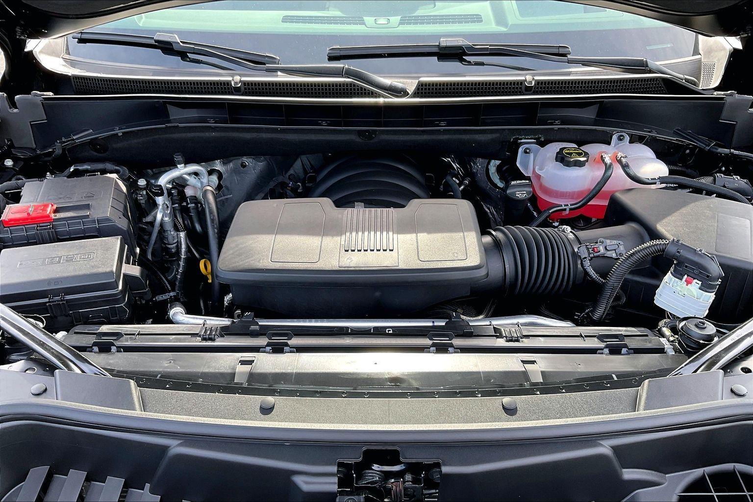 2026 GMC Yukon AT4 - Photo 14