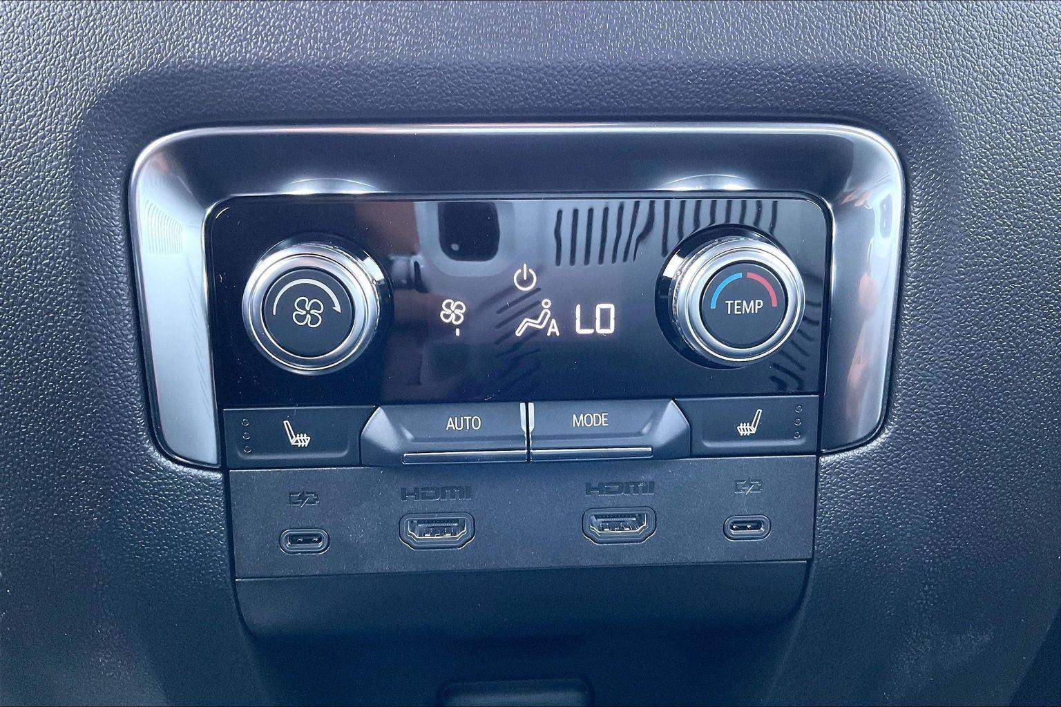 2026 GMC Yukon AT4 - Photo 22