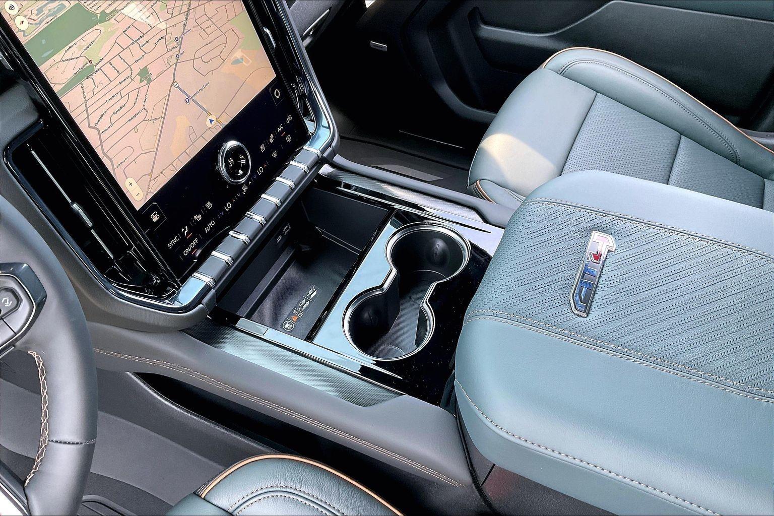 2026 GMC Yukon AT4 - Photo 30