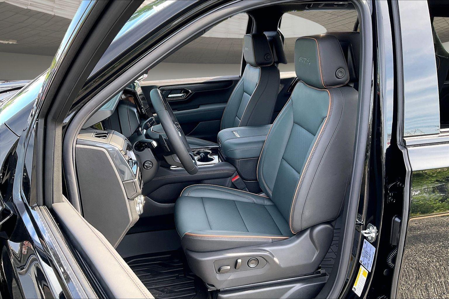 2026 GMC Yukon AT4 - Photo 31