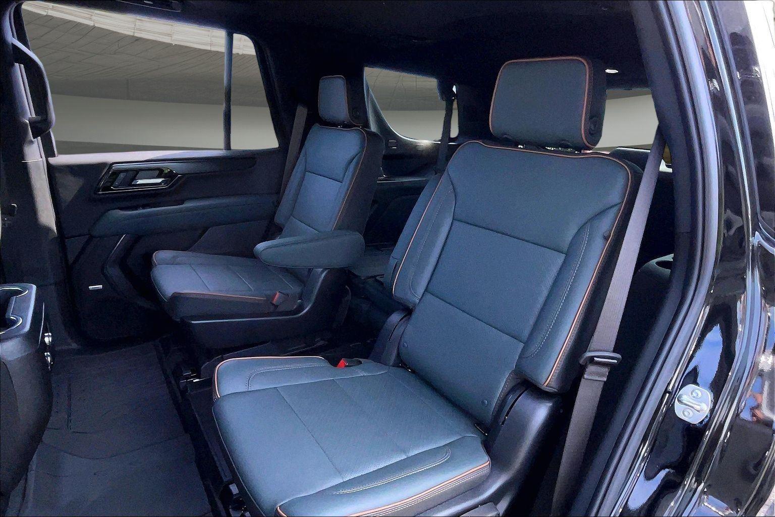 2026 GMC Yukon AT4 - Photo 32
