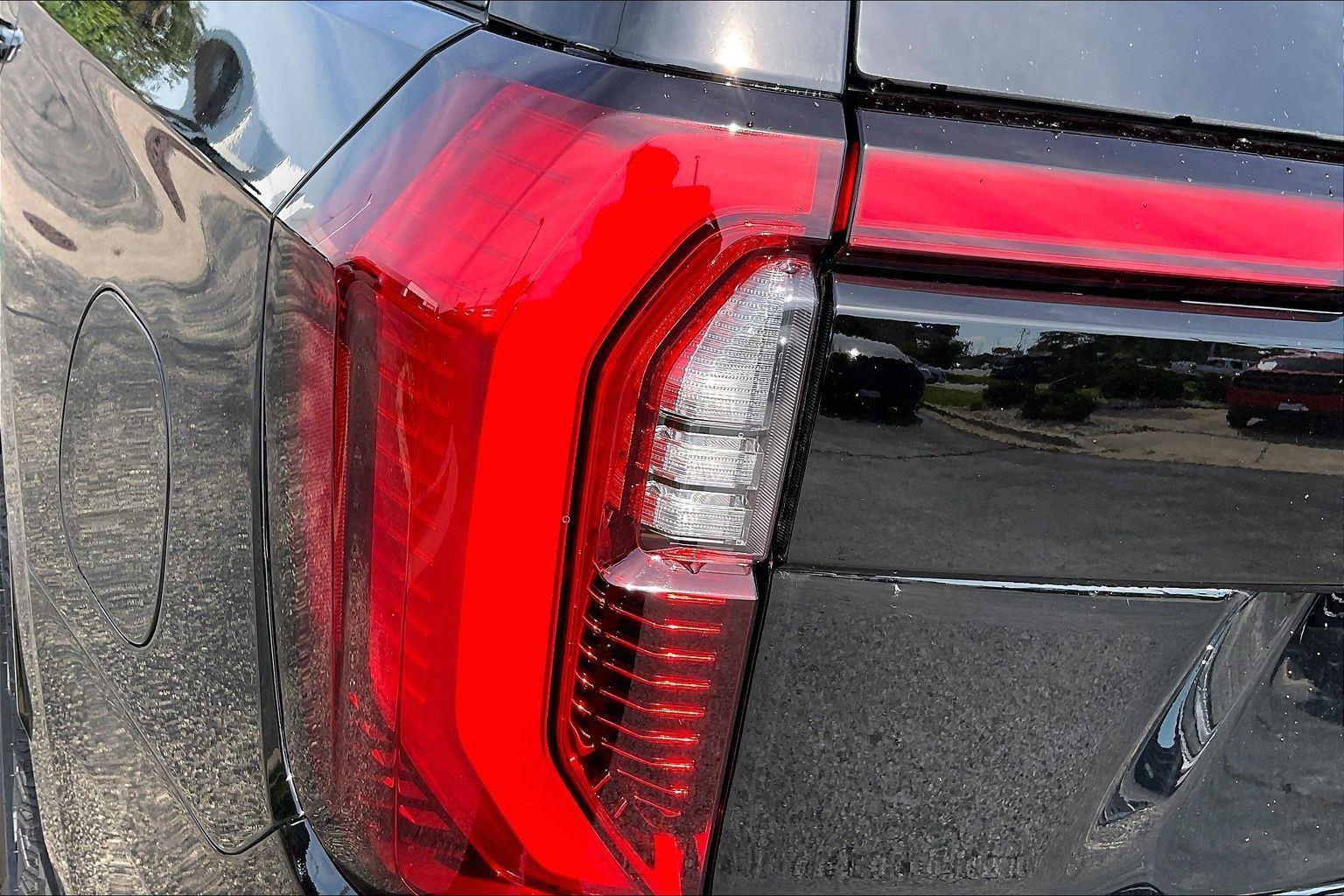 2026 GMC Yukon AT4 - Photo 33