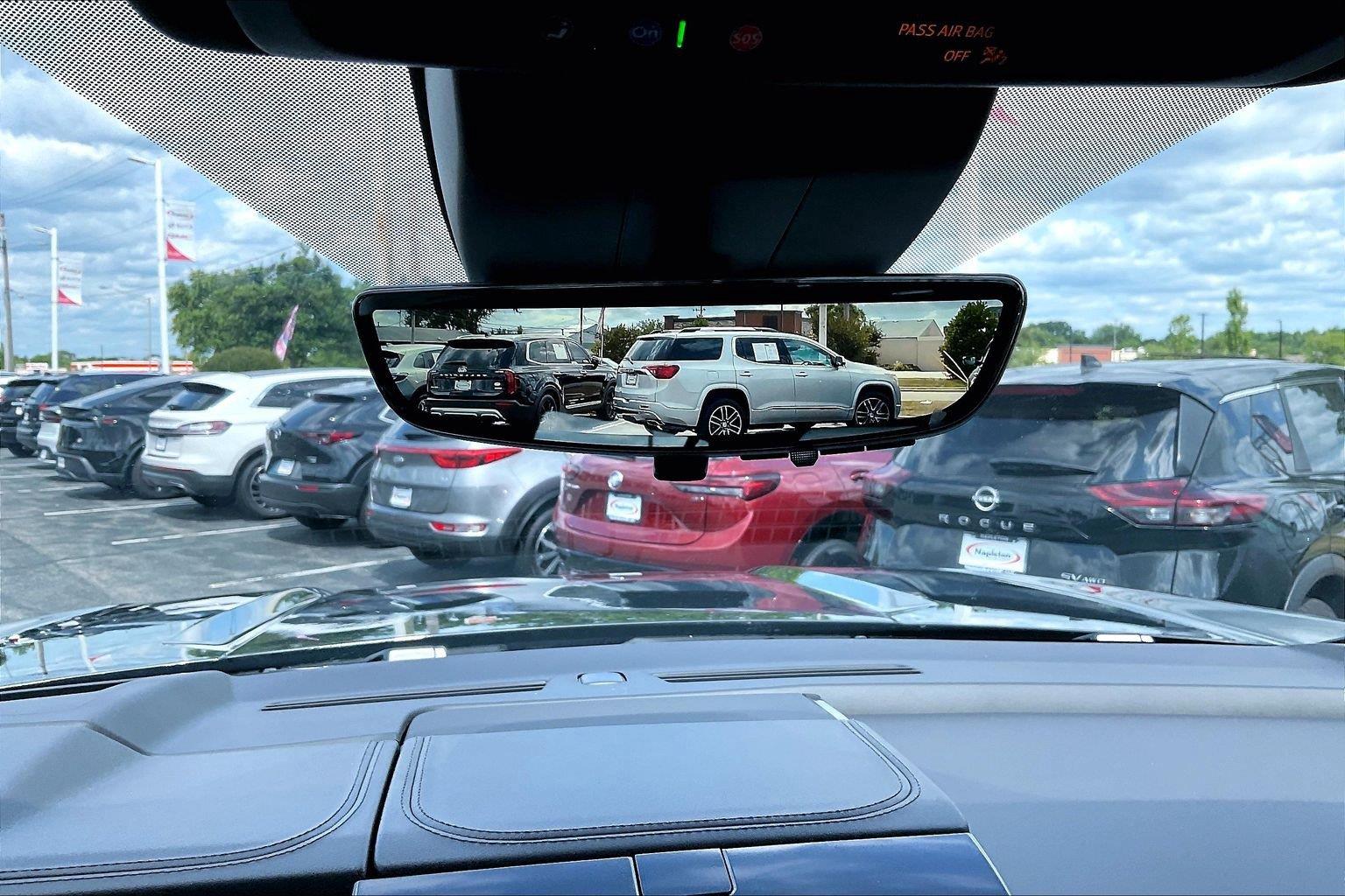 2026 GMC Yukon AT4 Ultimate - Photo 22