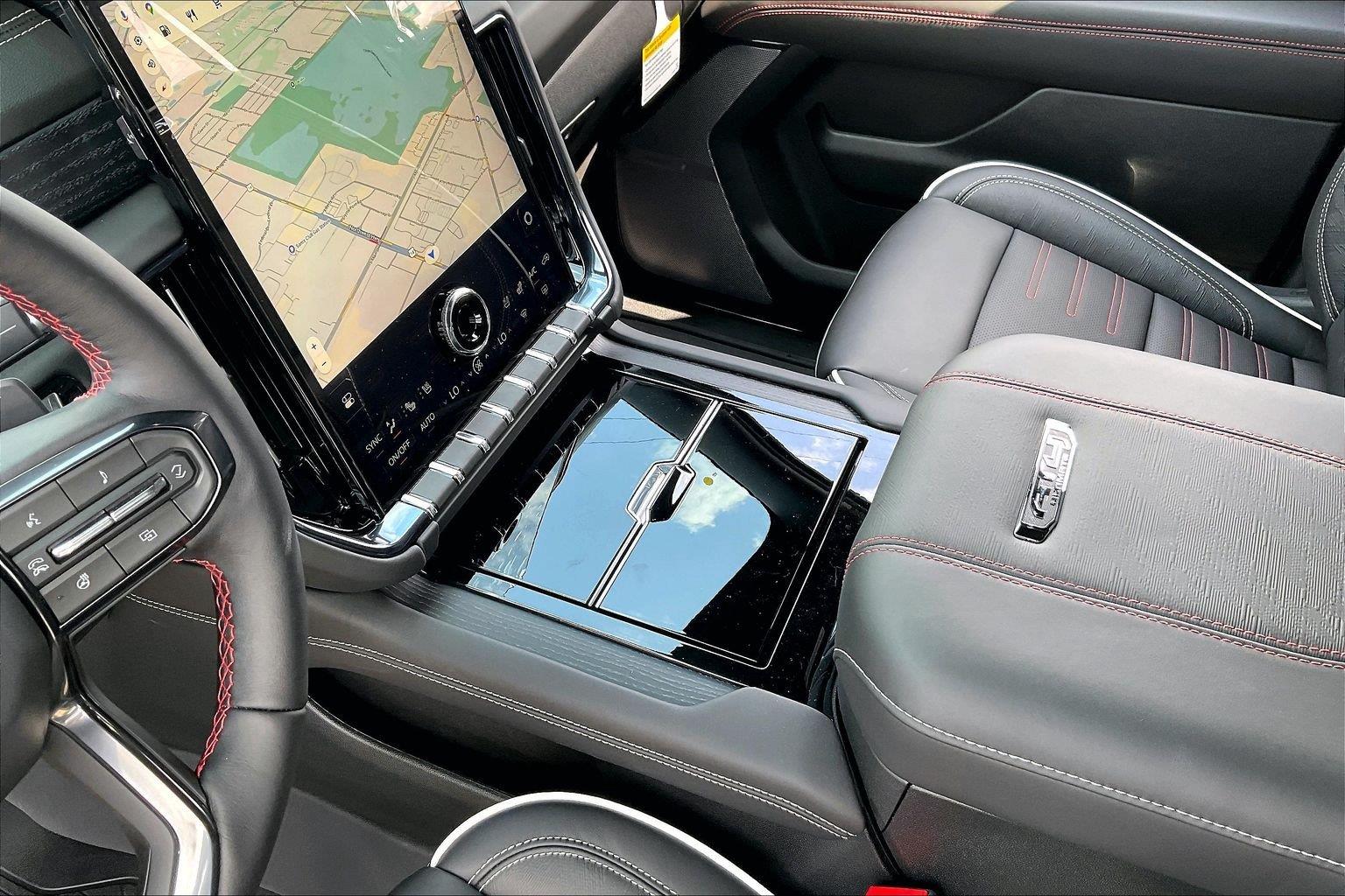 2026 GMC Yukon AT4 Ultimate - Photo 30
