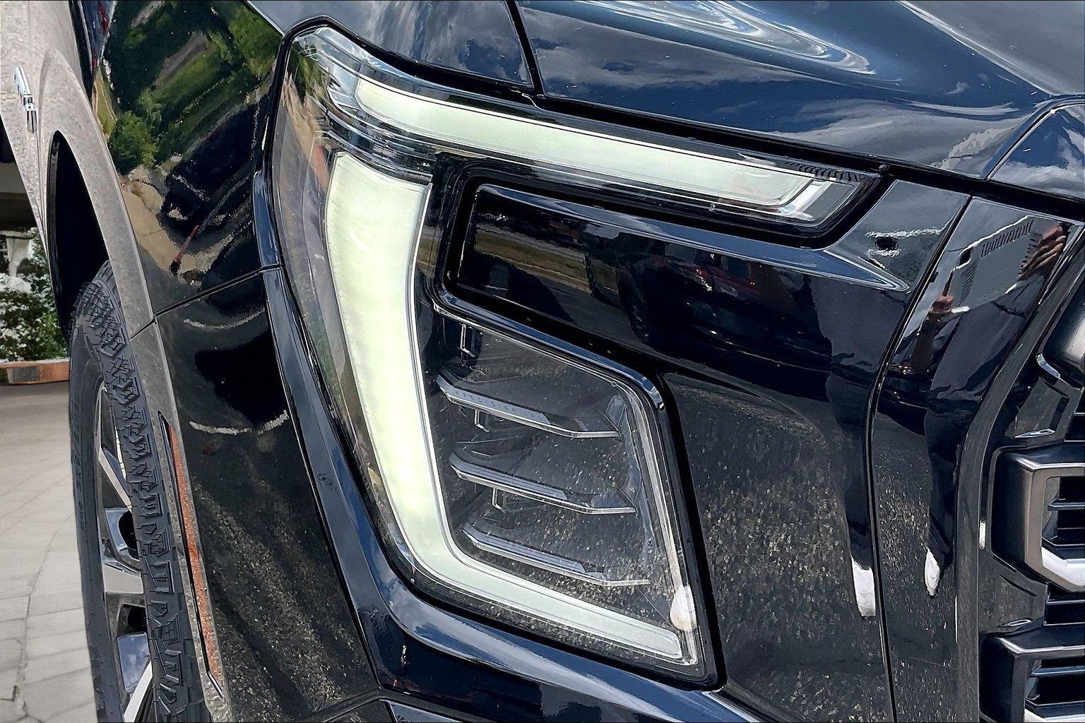 2026 GMC Yukon AT4 Ultimate - Photo 36