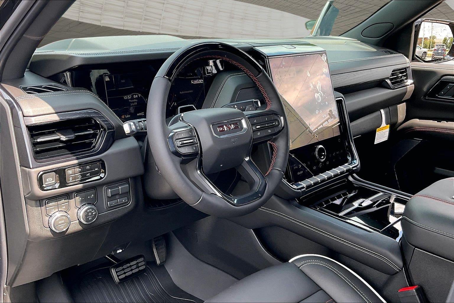 2026 GMC Yukon AT4 Ultimate - Photo 8