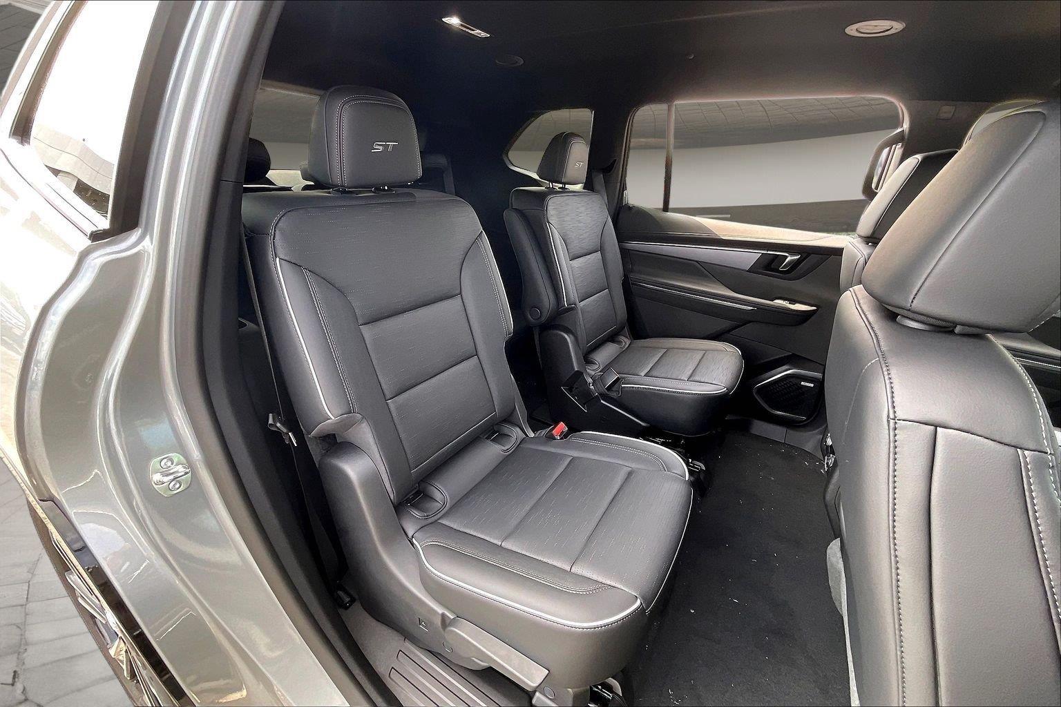2026 Buick Enclave Sport Touring - Photo 11
