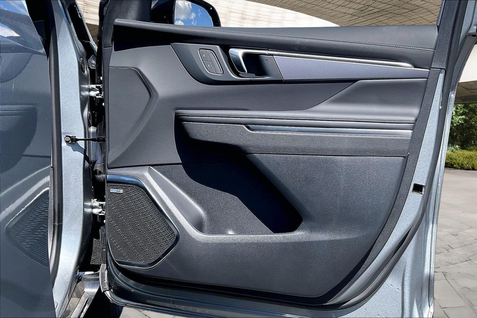 2026 Buick Enclave Sport Touring - Photo 13