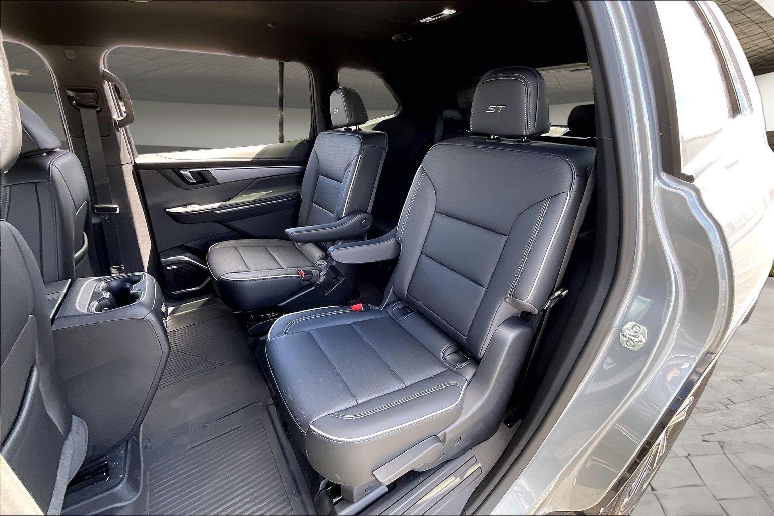 2026 Buick Enclave Sport Touring - Photo 31