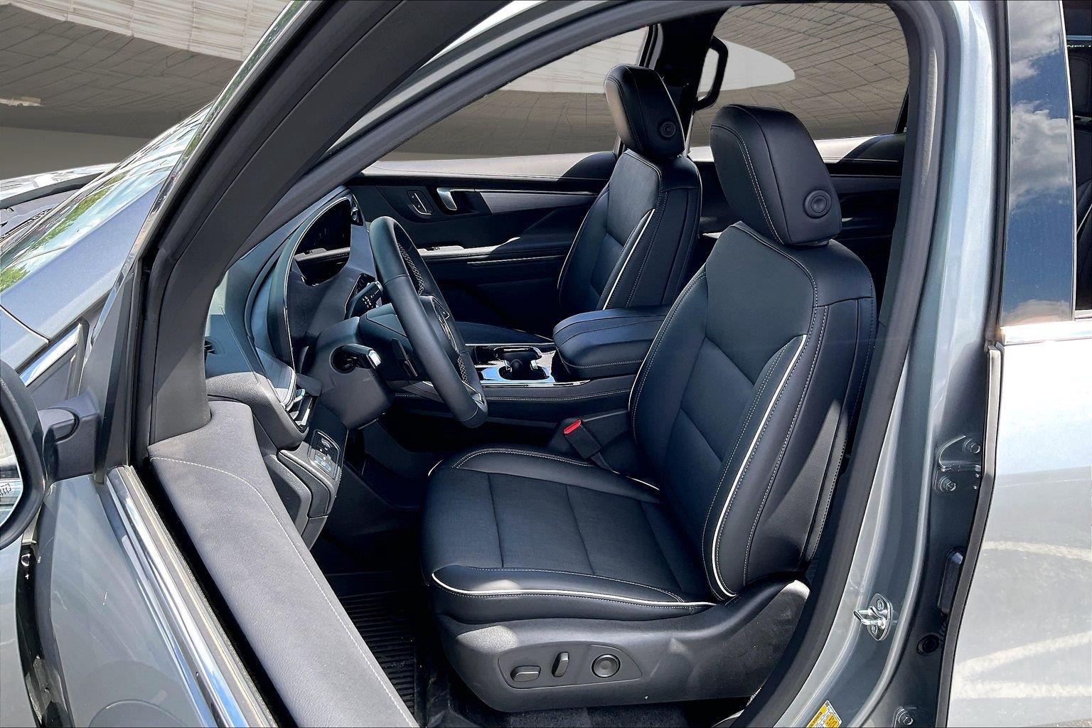 2026 Buick Enclave Preferred - Photo 30