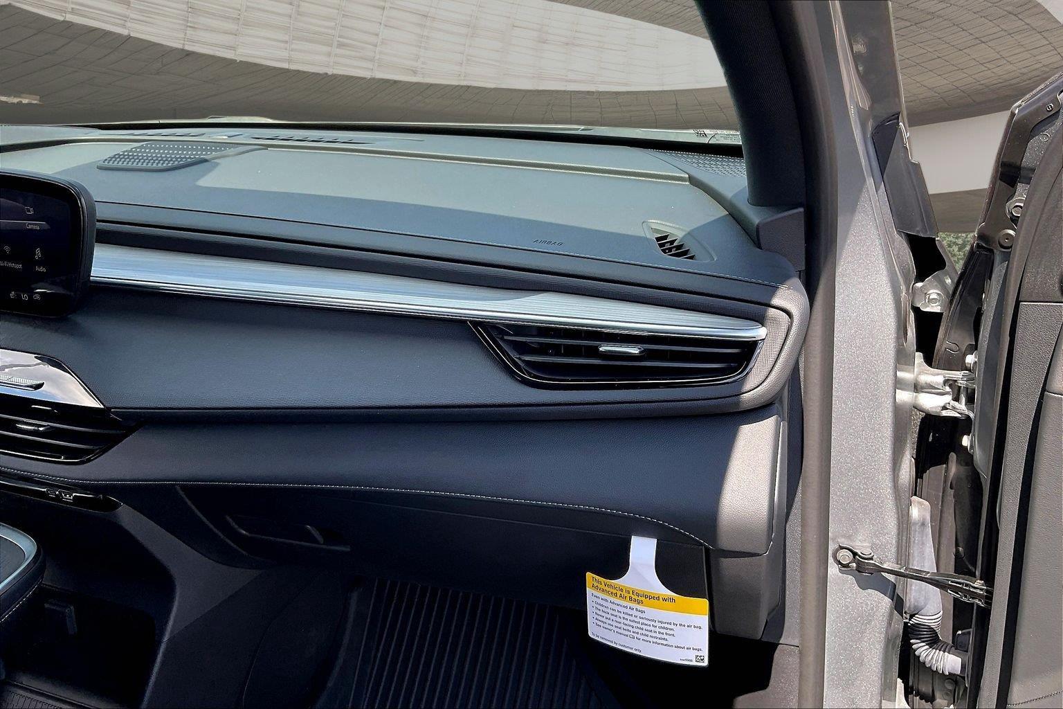 2026 Buick Enclave Preferred - Photo 33