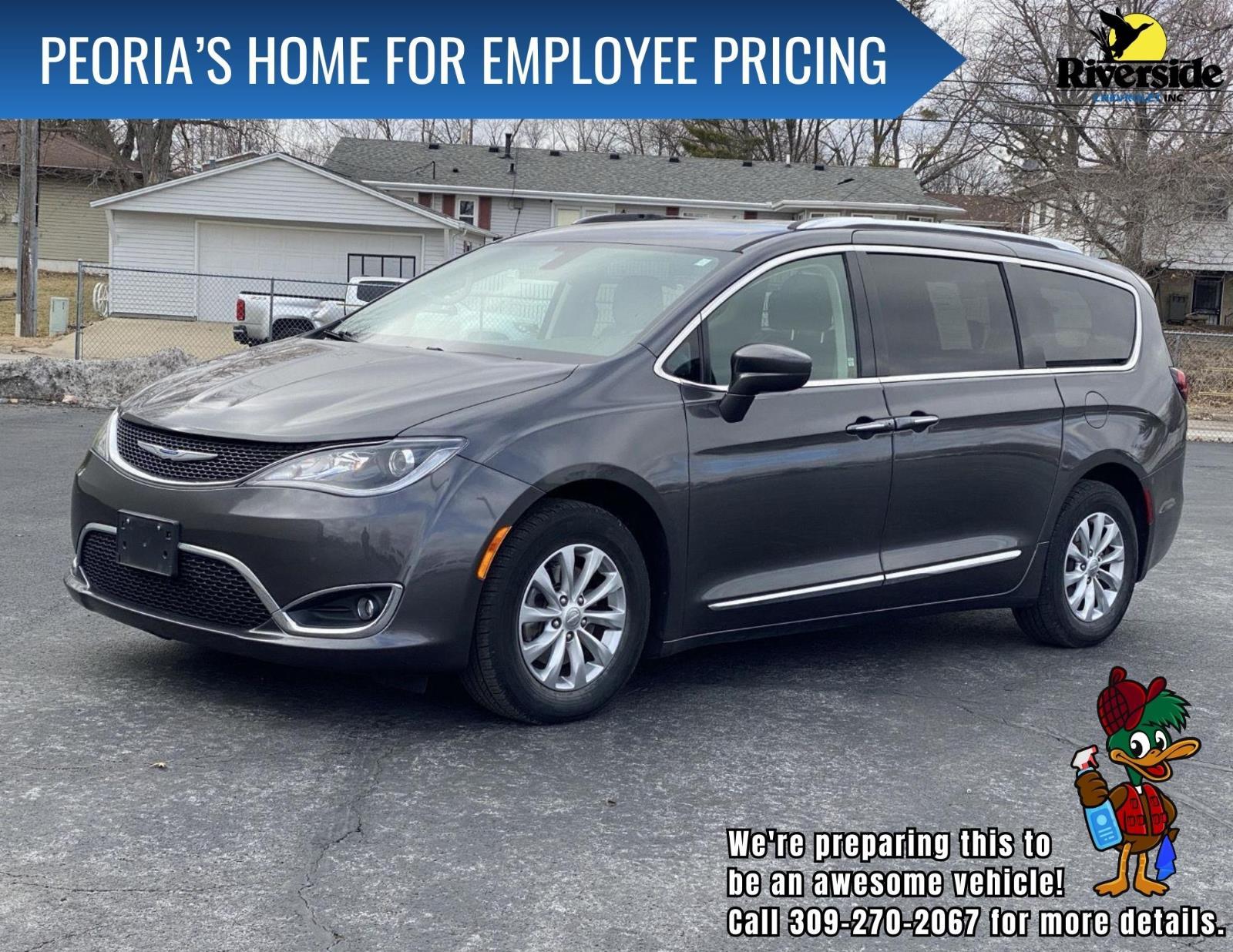 2019 Chrysler Pacifica Touring L FWD